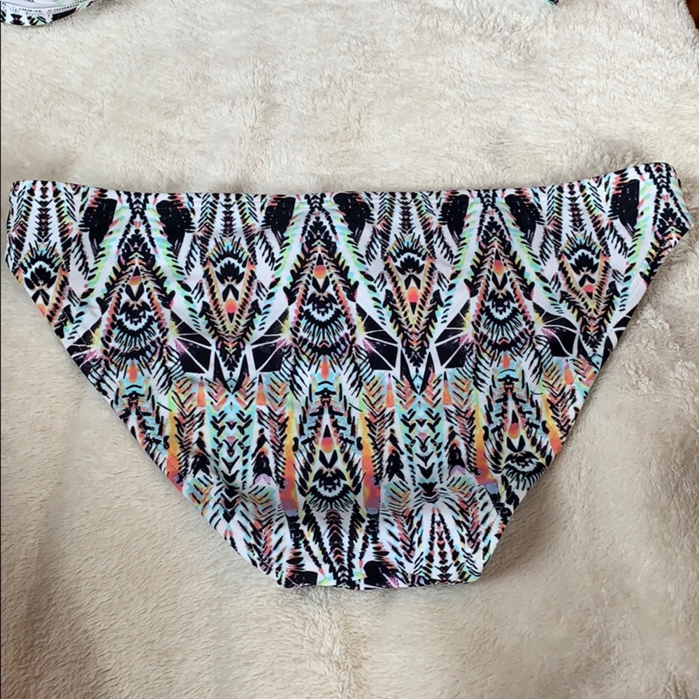 Printed swimsuit set - Picture 4 of 6